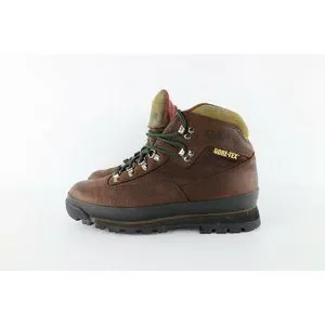 Cabela display picture 1